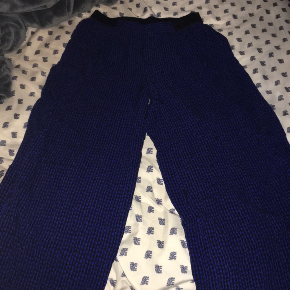 Flowy pants